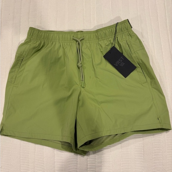VRST Mens Shorts Medium NWT - Picture 1 of 6